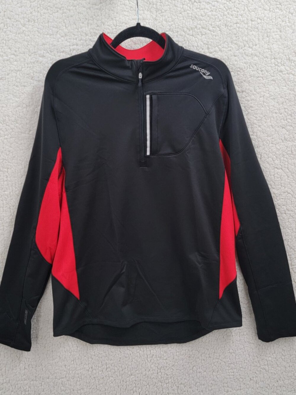 Saucony Mens Large Quarter Zip Pullover Running Shirt Black Red Chest Pocket L